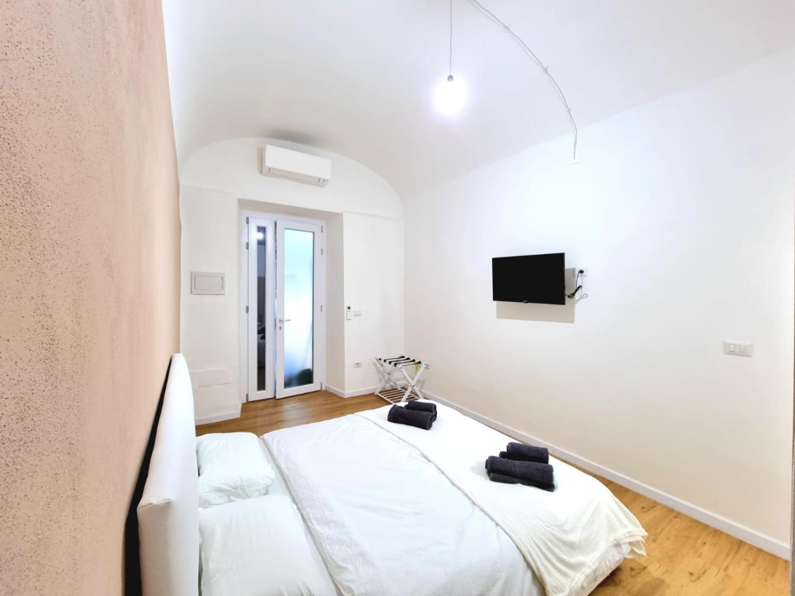 Morfeo B&B Сассари Экстерьер фото